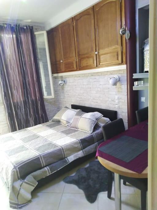 Studio Ideal Pour Deux Voyageurs Sur Марсель Экстерьер фото