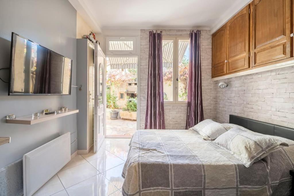 Studio Ideal Pour Deux Voyageurs Sur Марсель Экстерьер фото