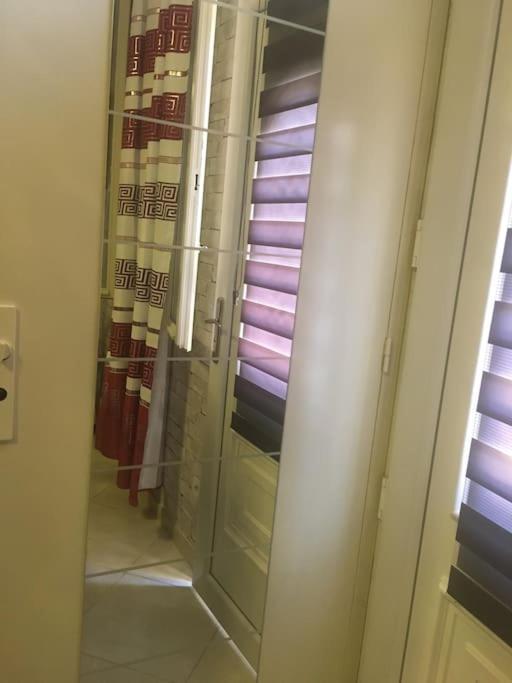 Studio Ideal Pour Deux Voyageurs Sur Марсель Экстерьер фото