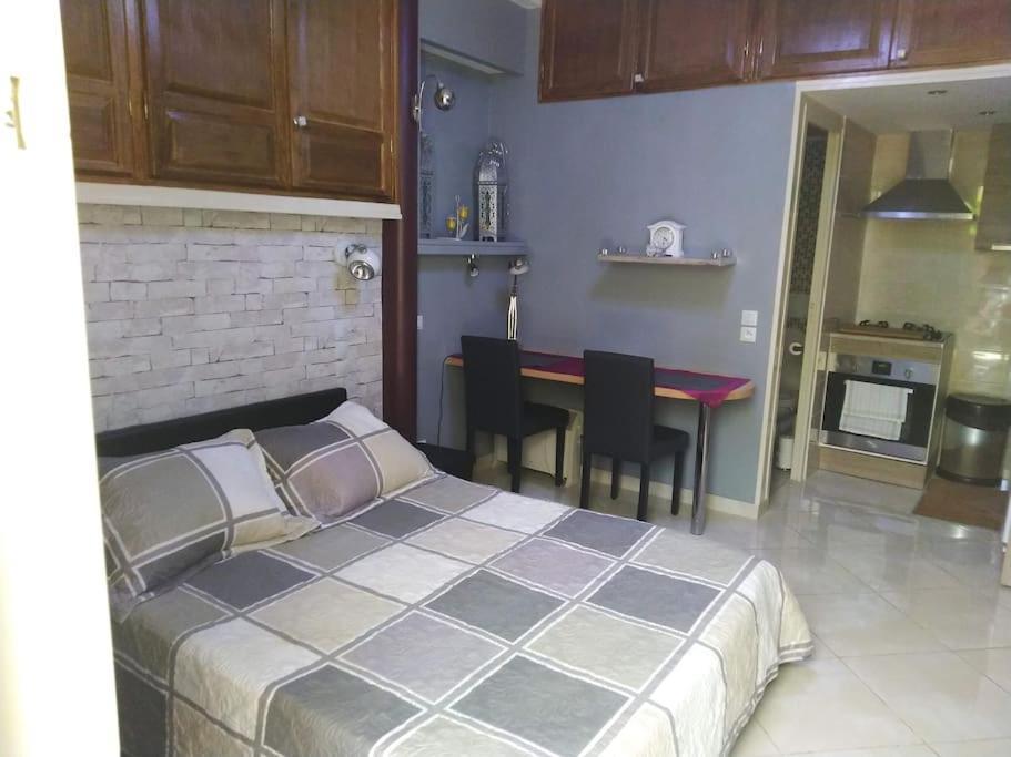 Studio Ideal Pour Deux Voyageurs Sur Марсель Экстерьер фото