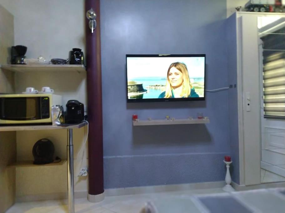 Studio Ideal Pour Deux Voyageurs Sur Марсель Экстерьер фото